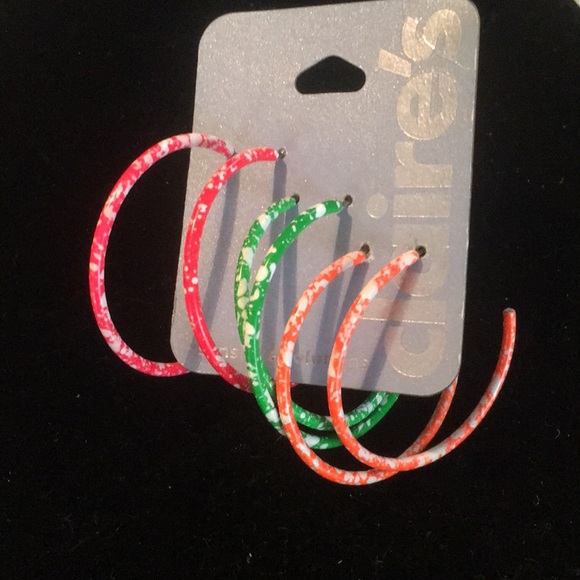 Hoop earrings - Picture 1 of 1